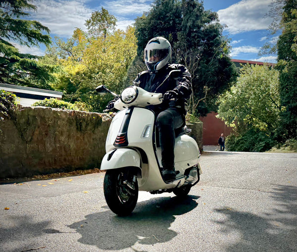 Vespa 310: Is bigger better?