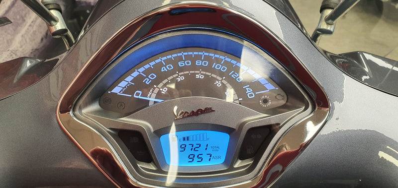 2021 Vespa GTS125 Touring Edition - Outstanding Condition