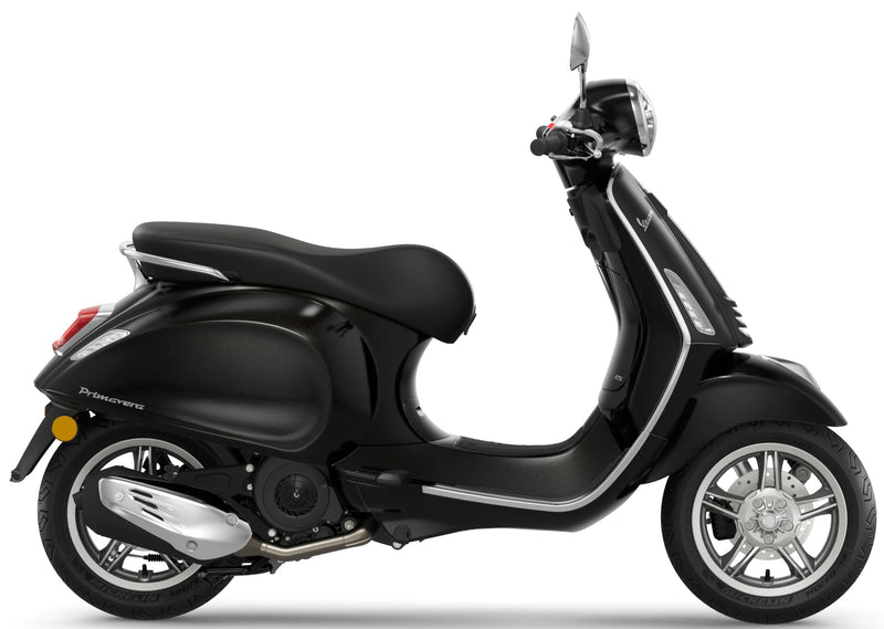 Vespa Primavera 125 E5+  Nero Convinto Save £860 From RRP.