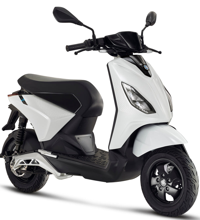 Electric Piaggio 1 - Forever White 2024- Save £300 Upon Registration