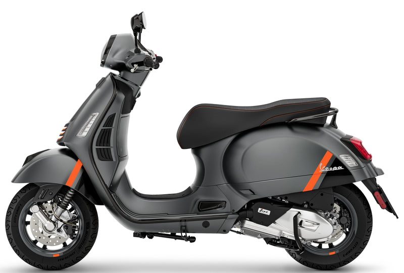 Vespa GTS 125 Super Sport RST22 - Grigio Travolgente - Save £715 On RRP.